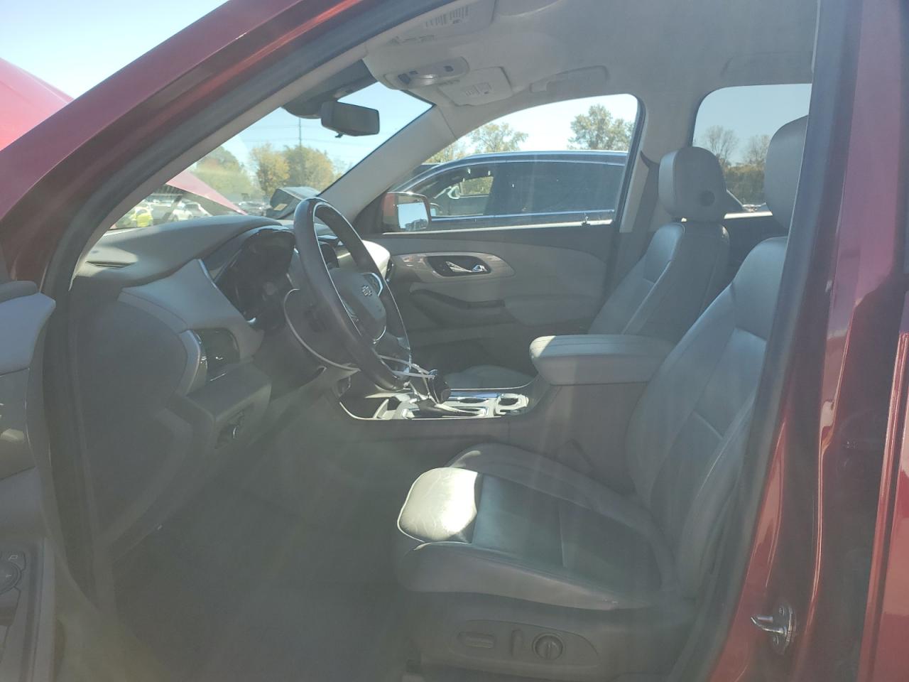 CHEVROLET TRAVERSE LT