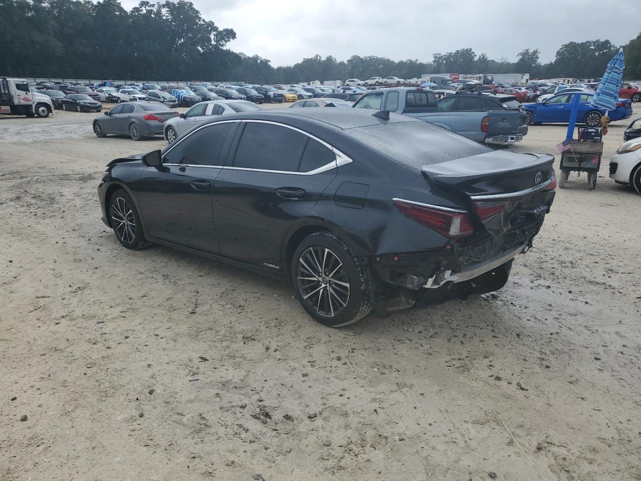 LEXUS ES 300H BASE
