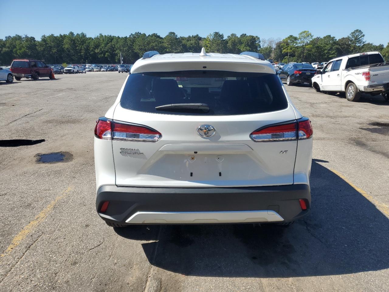 TOYOTA COROLLA CROSS LE