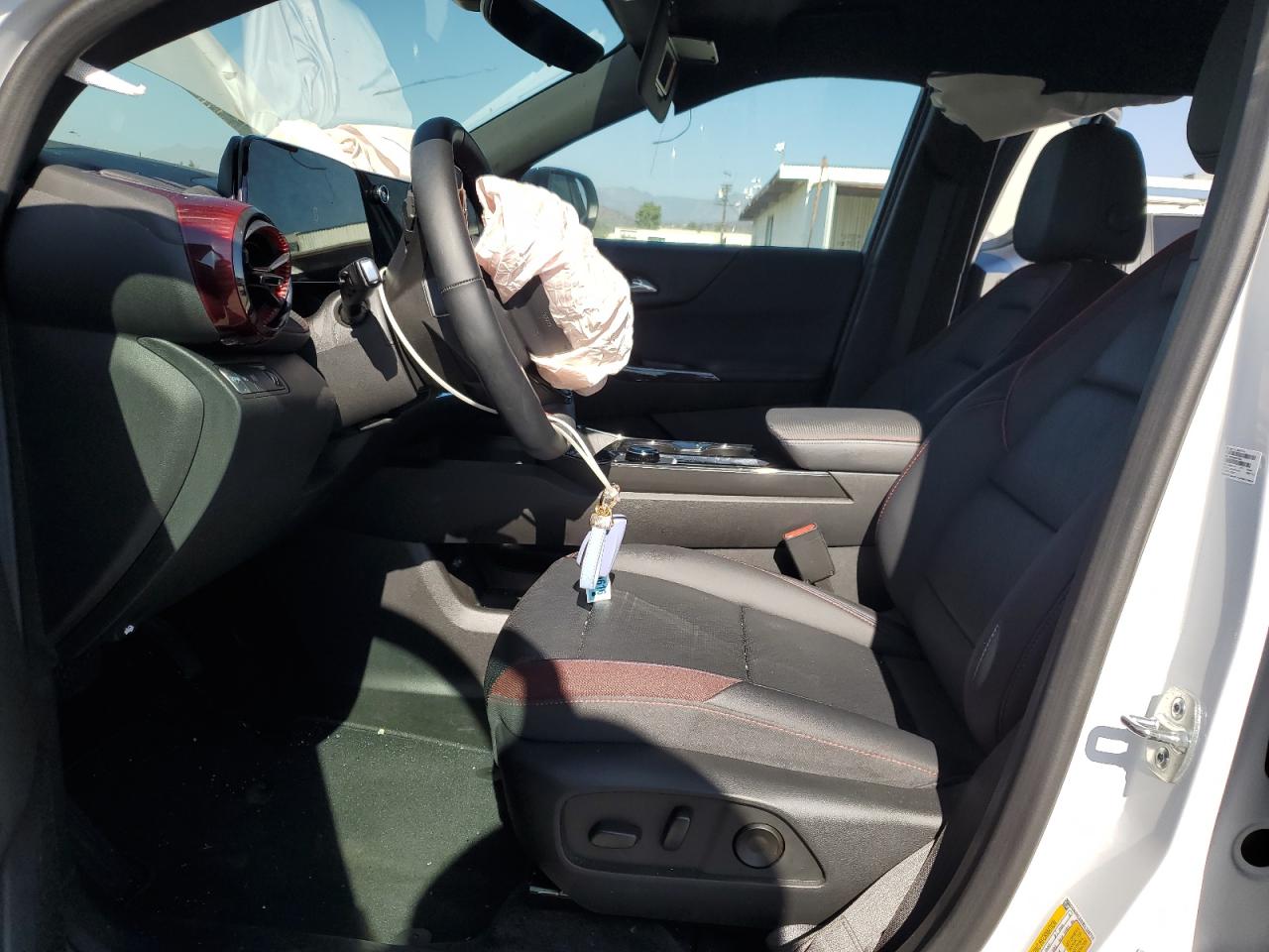 CHEVROLET EQUINOX RS