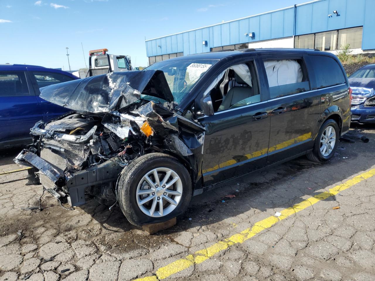 Lot #3285731648 2019 DODGE GRAND CARA