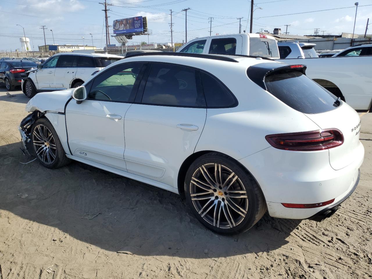 PORSCHE MACAN GTS