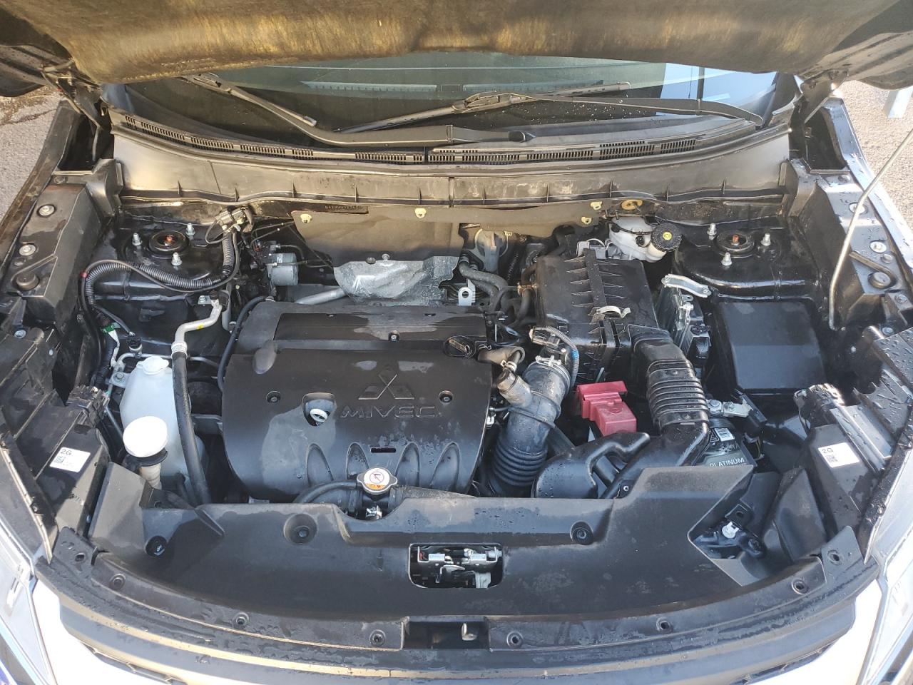 MITSUBISHI OUTLANDER ES