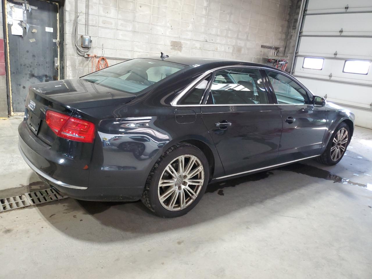 AUDI A8 L QUATTRO