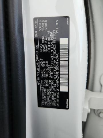2018 VOLVO XC60 T5 LYV102RK6JB121771