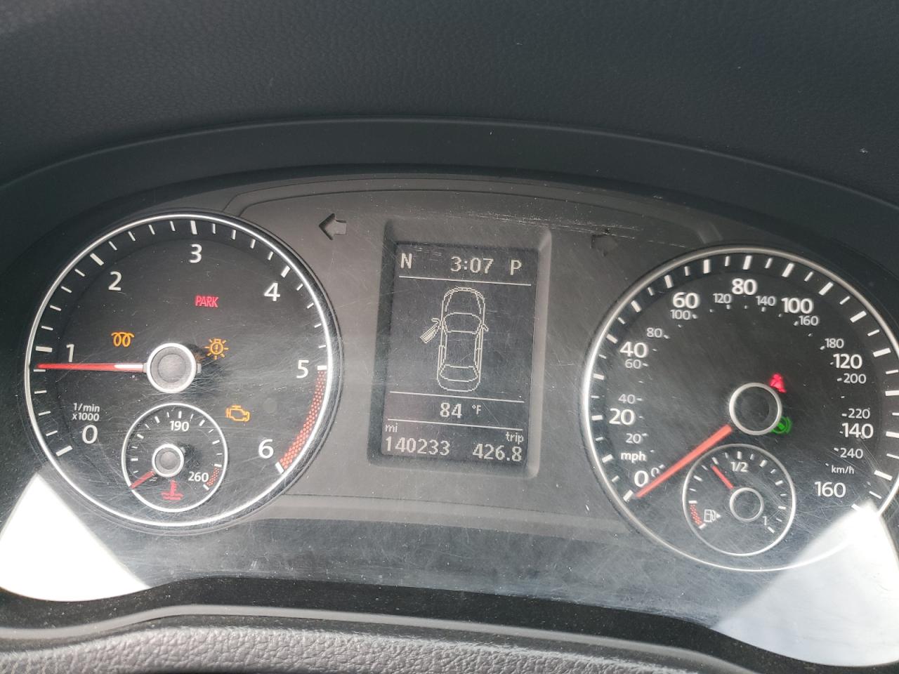 VOLKSWAGEN PASSAT SE