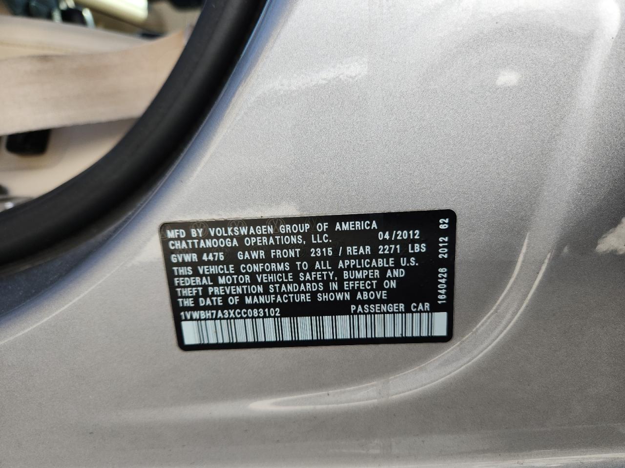 VOLKSWAGEN PASSAT SE