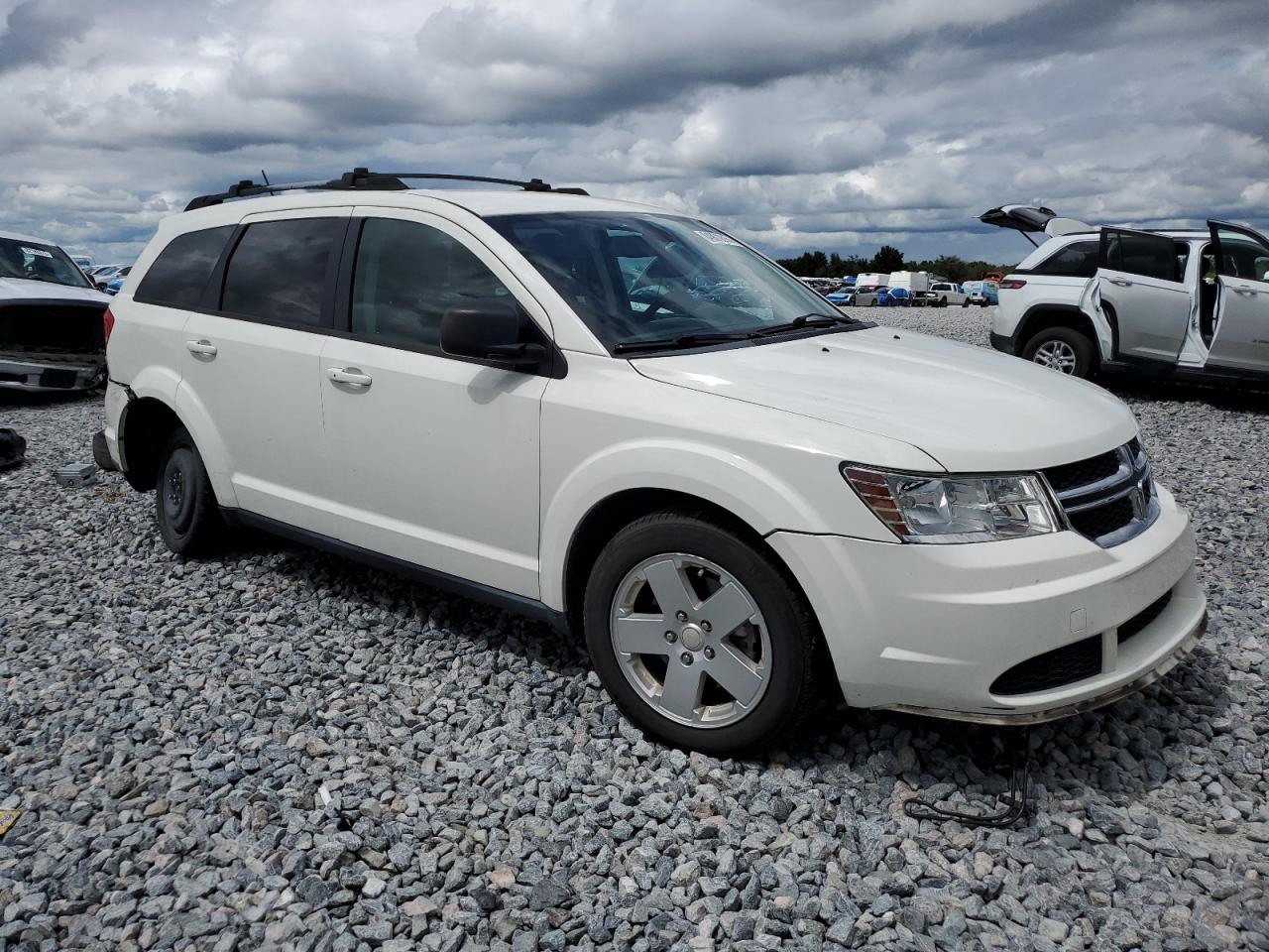 DODGE JOURNEY SE