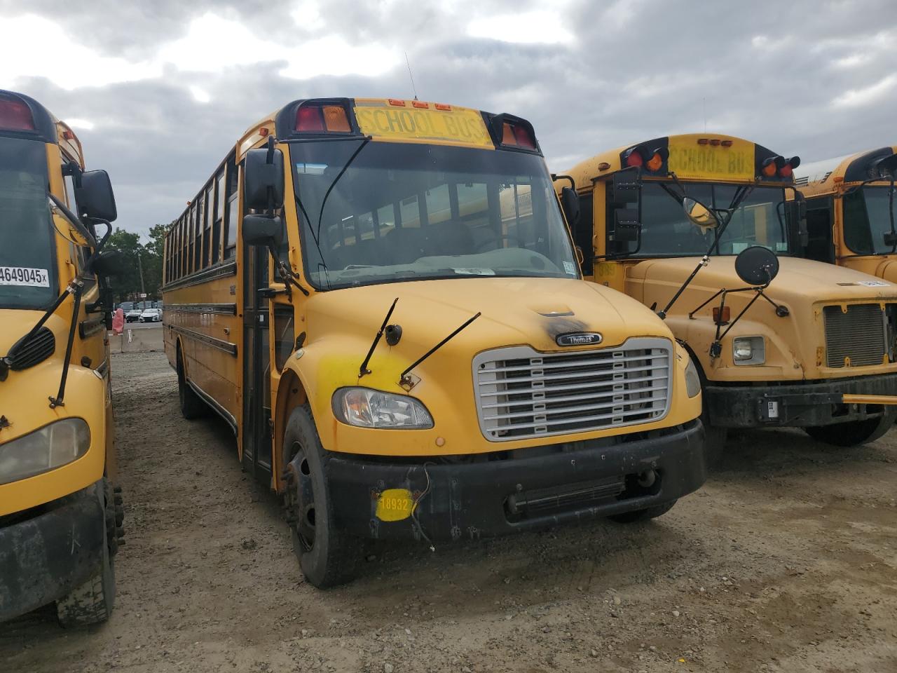 Lot #3273768365 2011 FREIGHTLINER SAF-T-LINER C2