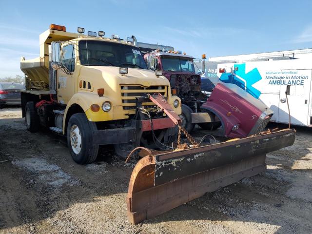 Global Auto Auctions: 2001 STERLING TRUCK L 7500