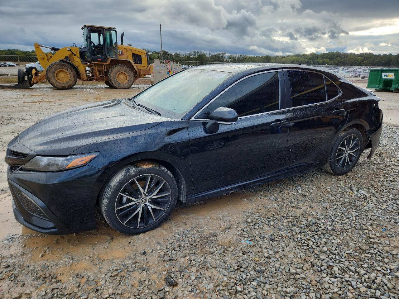 TOYOTA CAMRY SE NIGHT SHADE