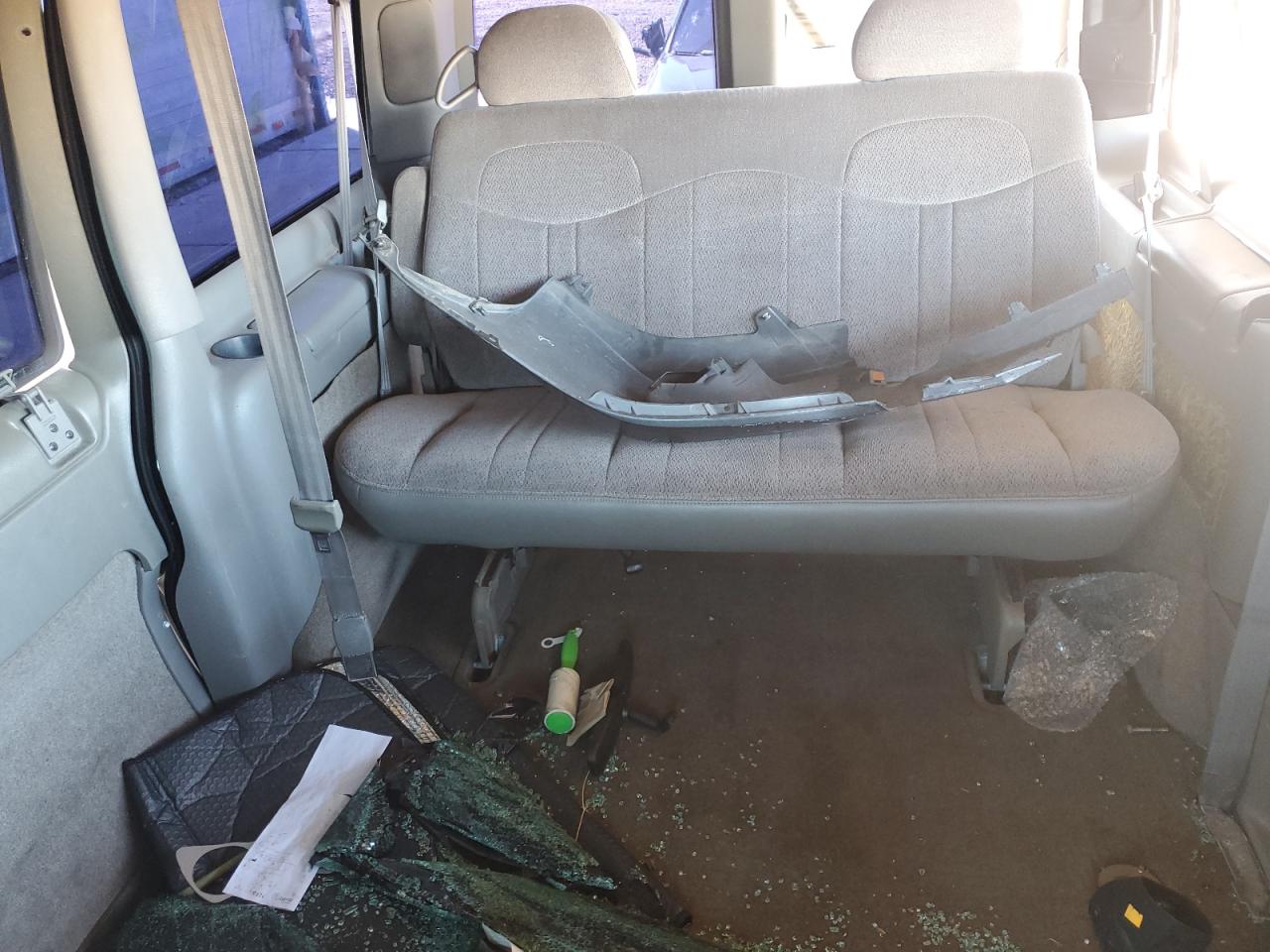 Lot #3310776960 1999 CHEVROLET ASTRO