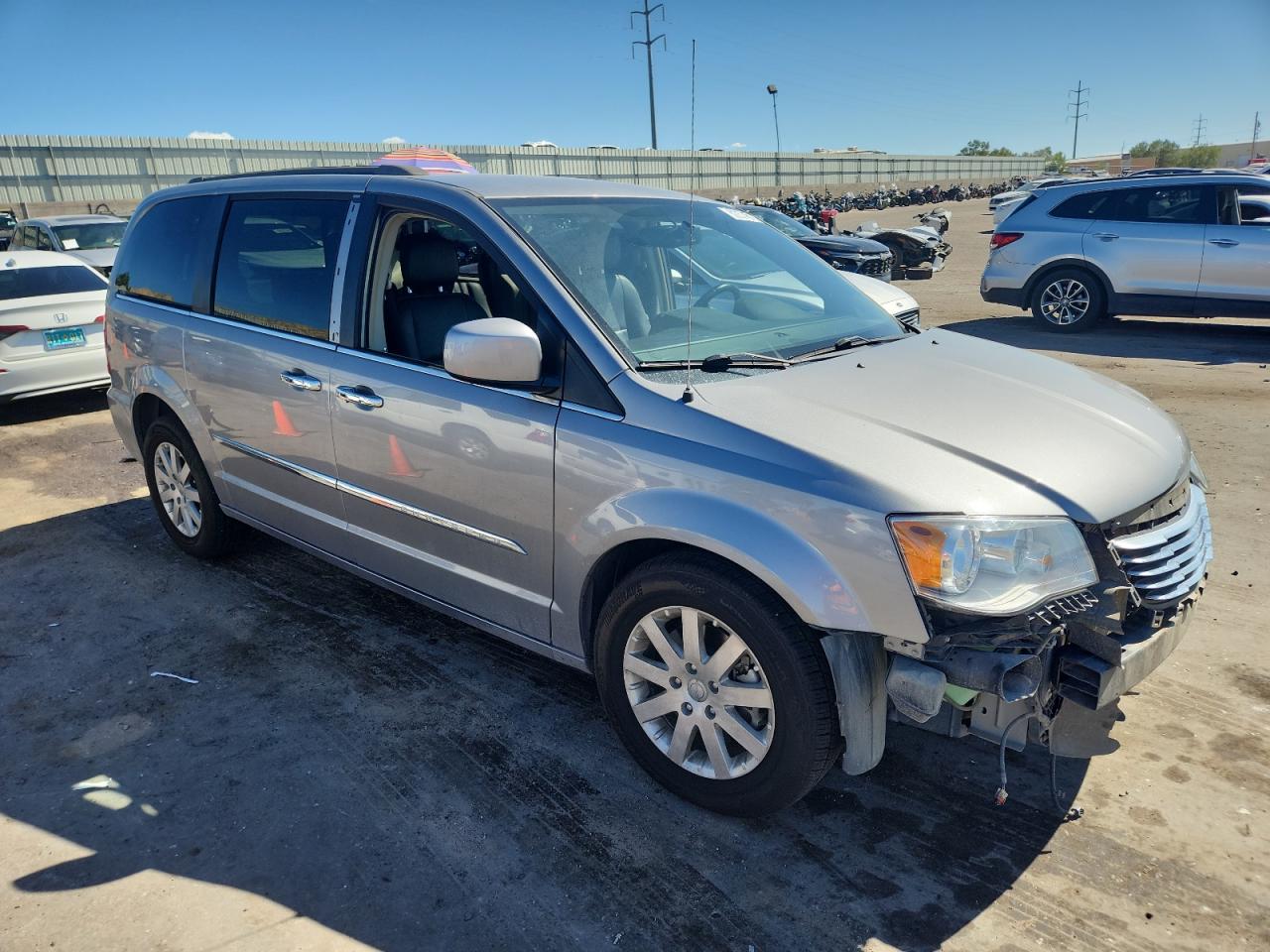 CHRYSLER TOWN & COUNTRY TOURING