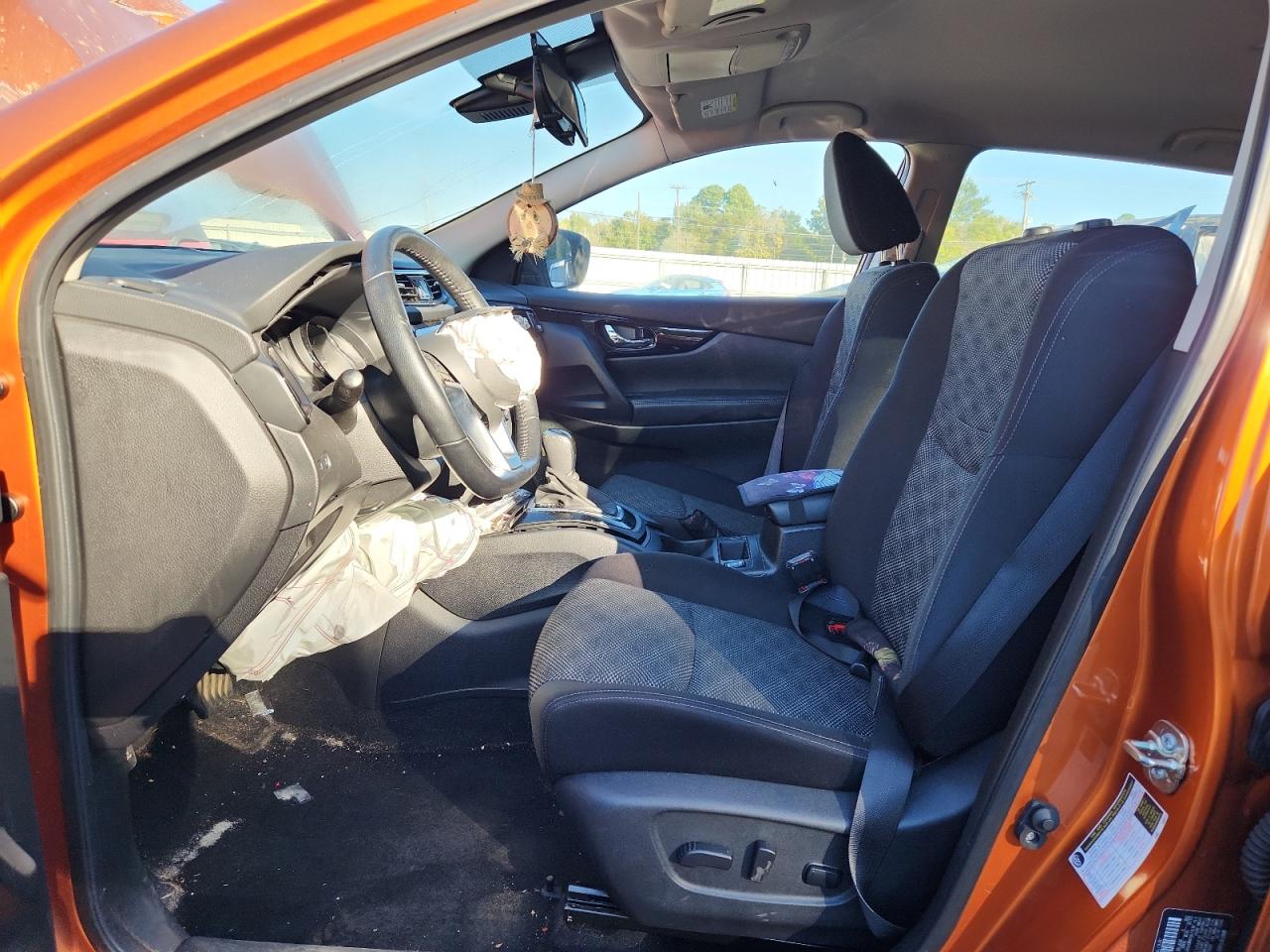 NISSAN ROGUE SPORT SV