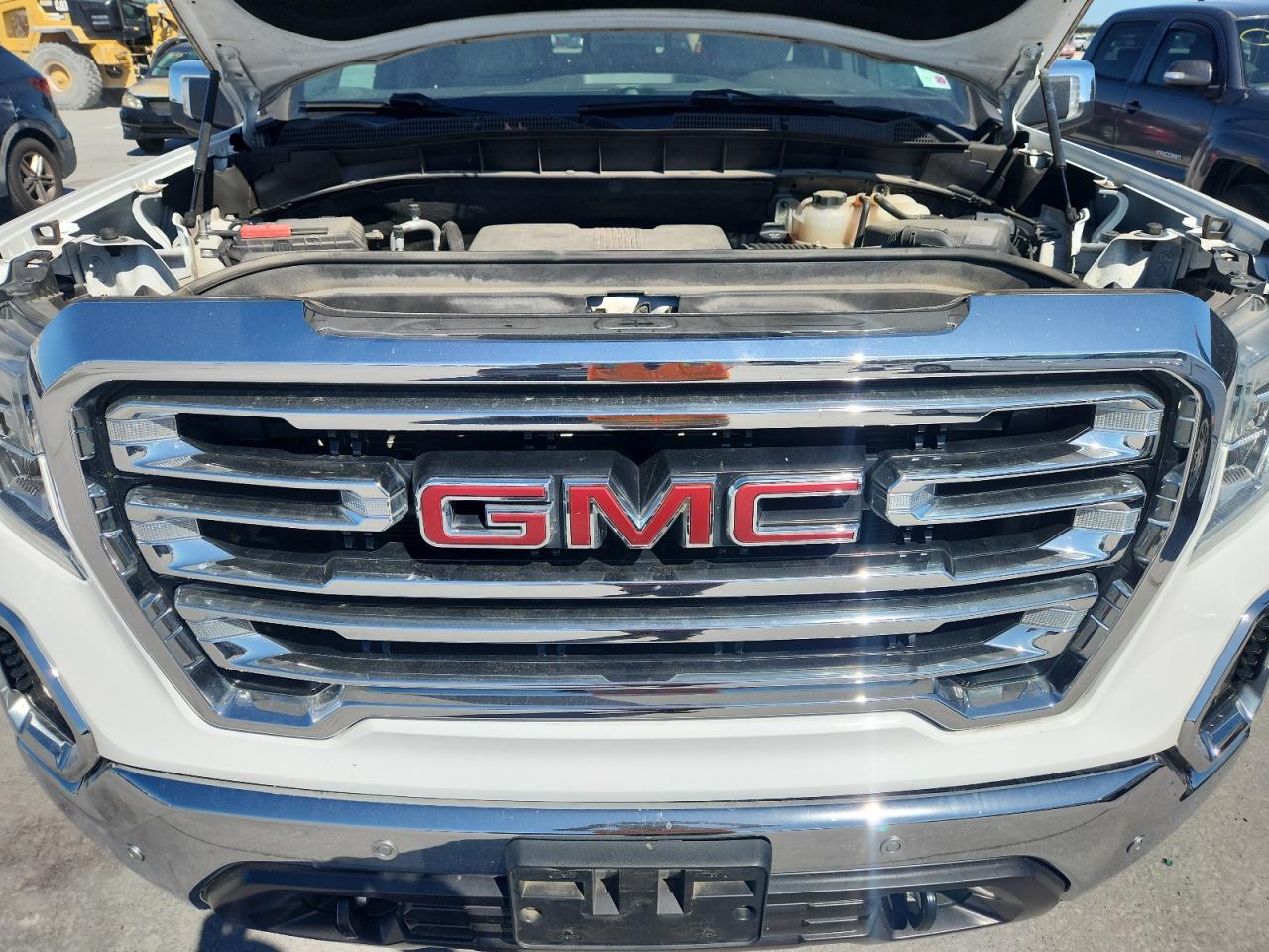GMC SIERRA K1500 SLT