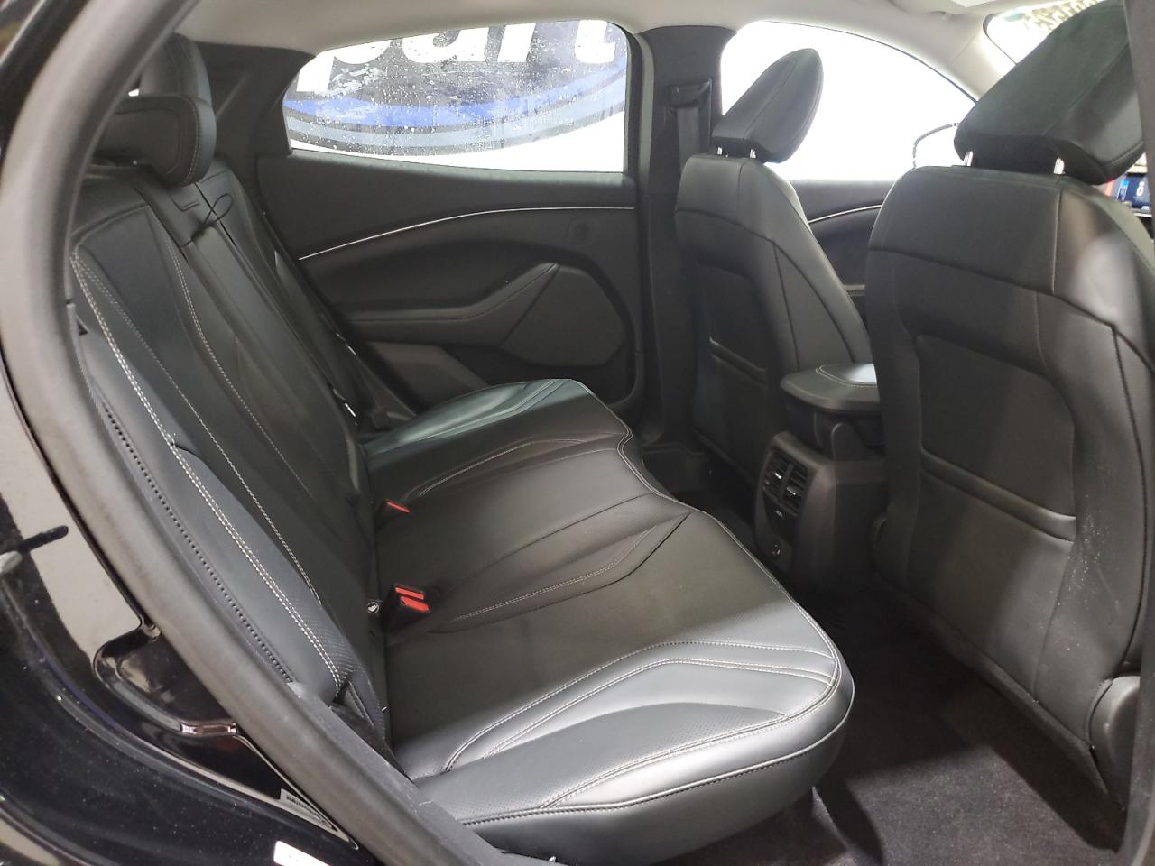 FORD MUSTANG PREMIUM