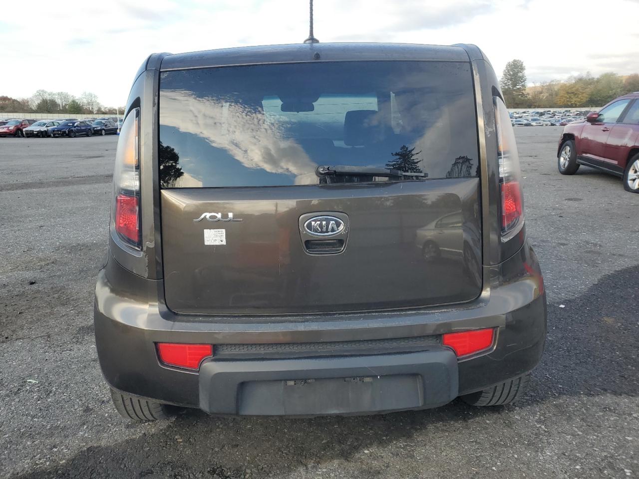KIA SOUL +