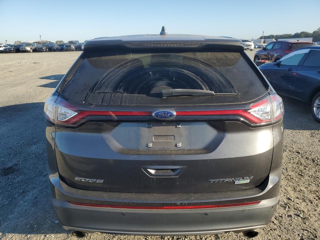 FORD EDGE TITANIUM