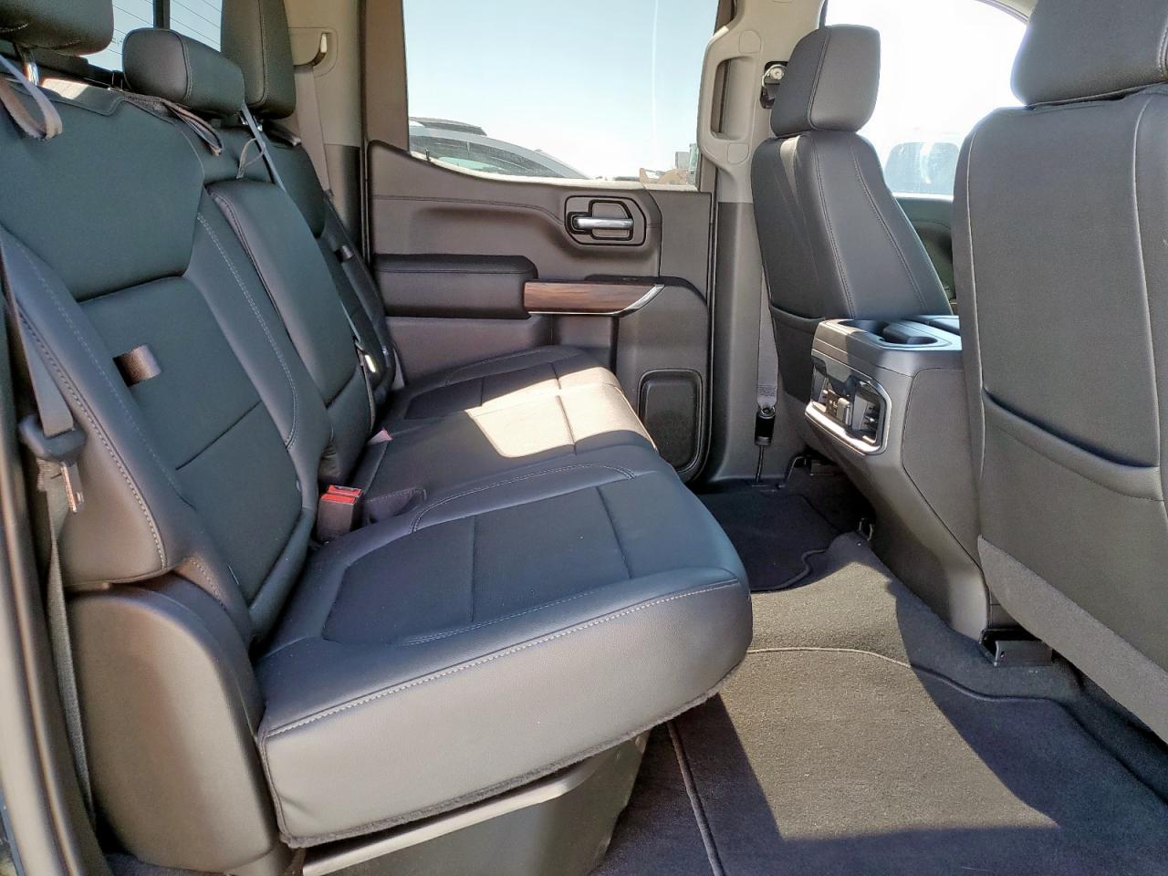 GMC SIERRA K1500 SLT