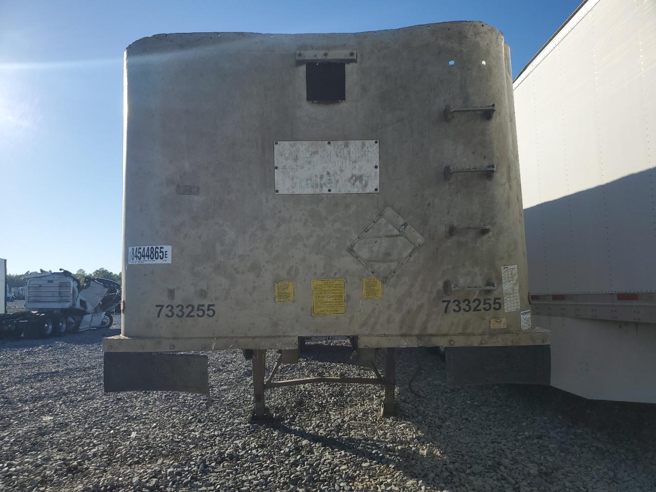 Lot #3265929550 2004 MAC UNKNOWN