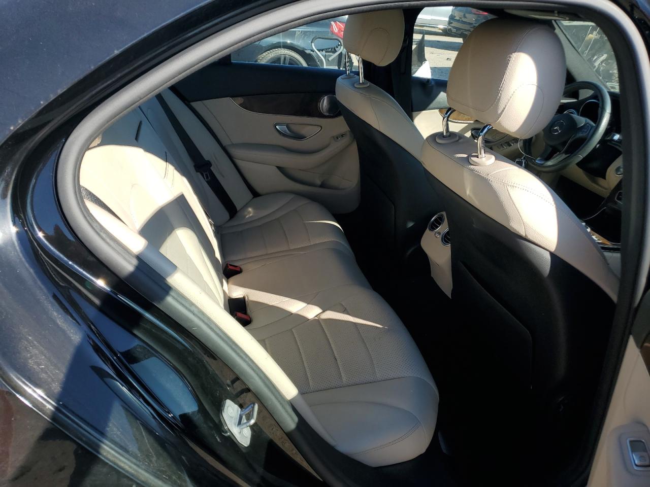 MERCEDES-BENZ C-CLASS 300