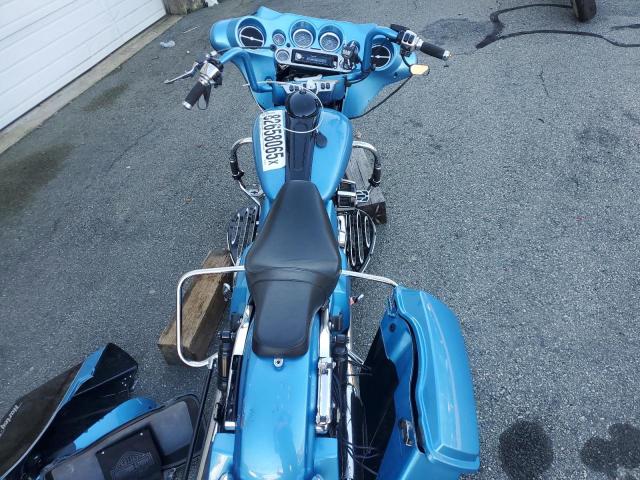 2011 HARLEY-DAVIDSON FLHTK - 1HD1KEM17BB639318