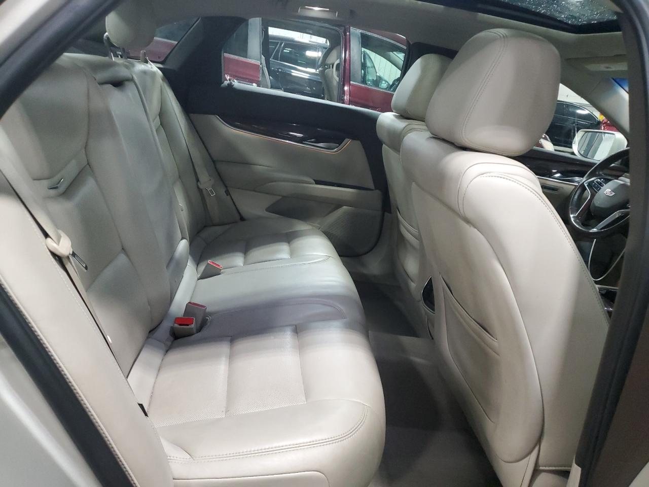 CADILLAC XTS LUXURY COLLECTION