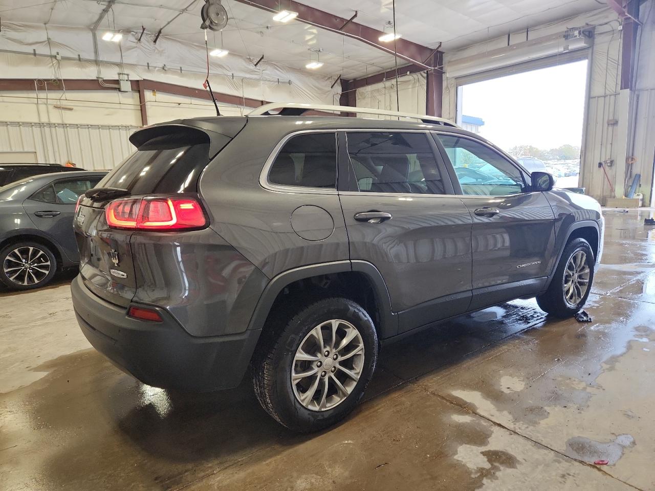 JEEP GRAND CHEROKEE LATITUDE PLUS
