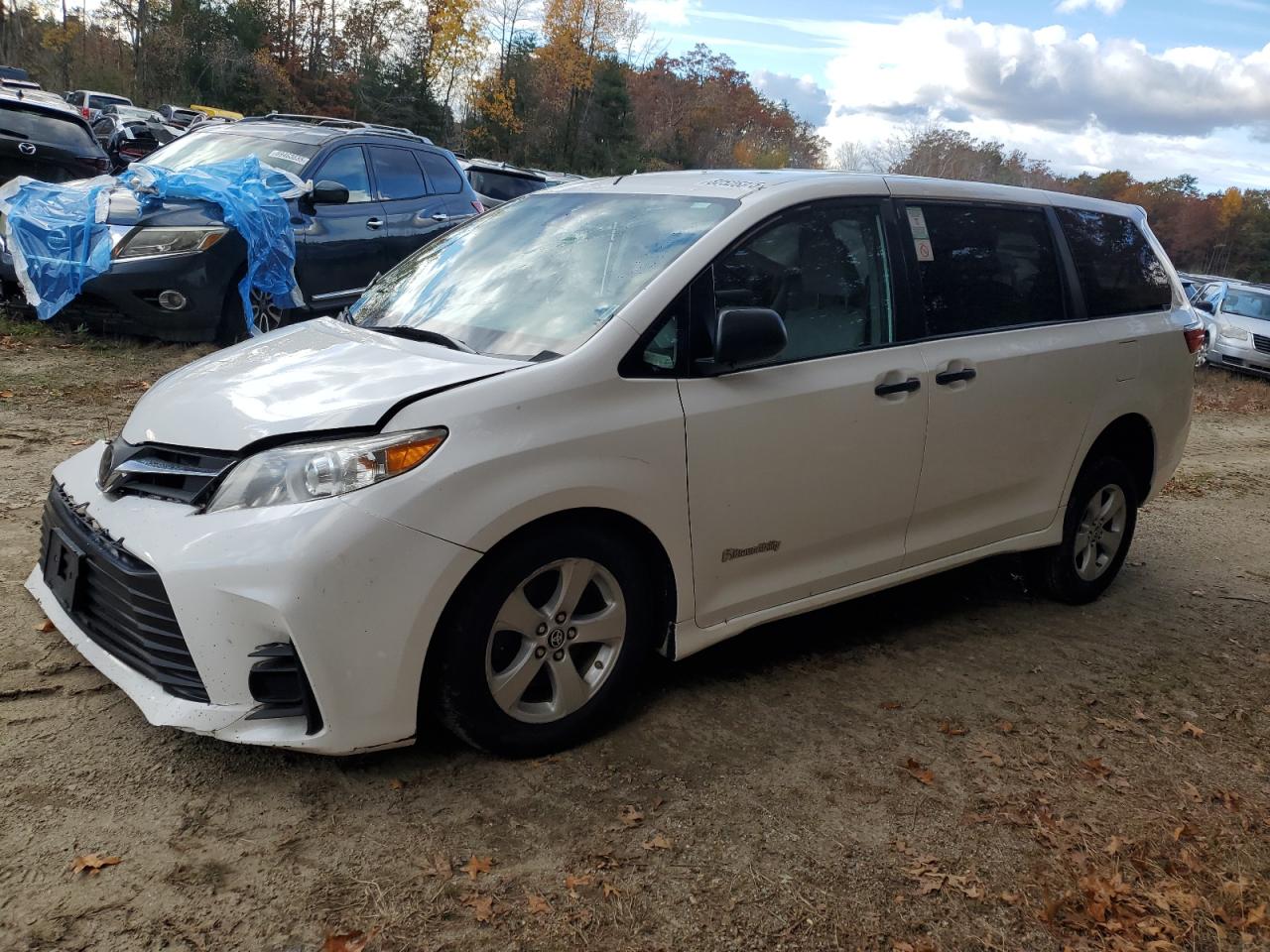 TOYOTA SIENNA L