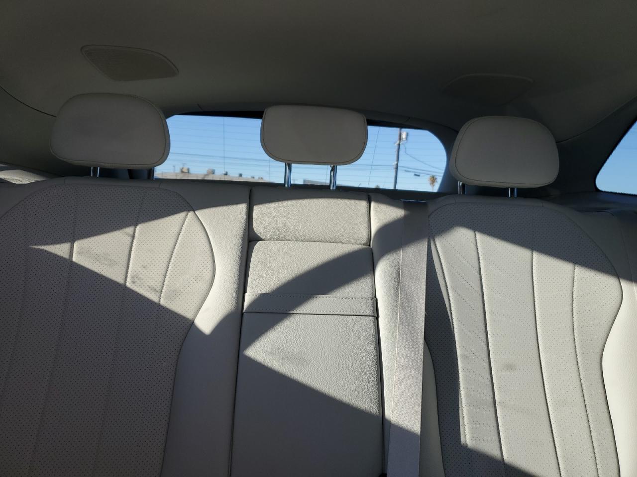 MERCEDES-BENZ EQE SUV 350+