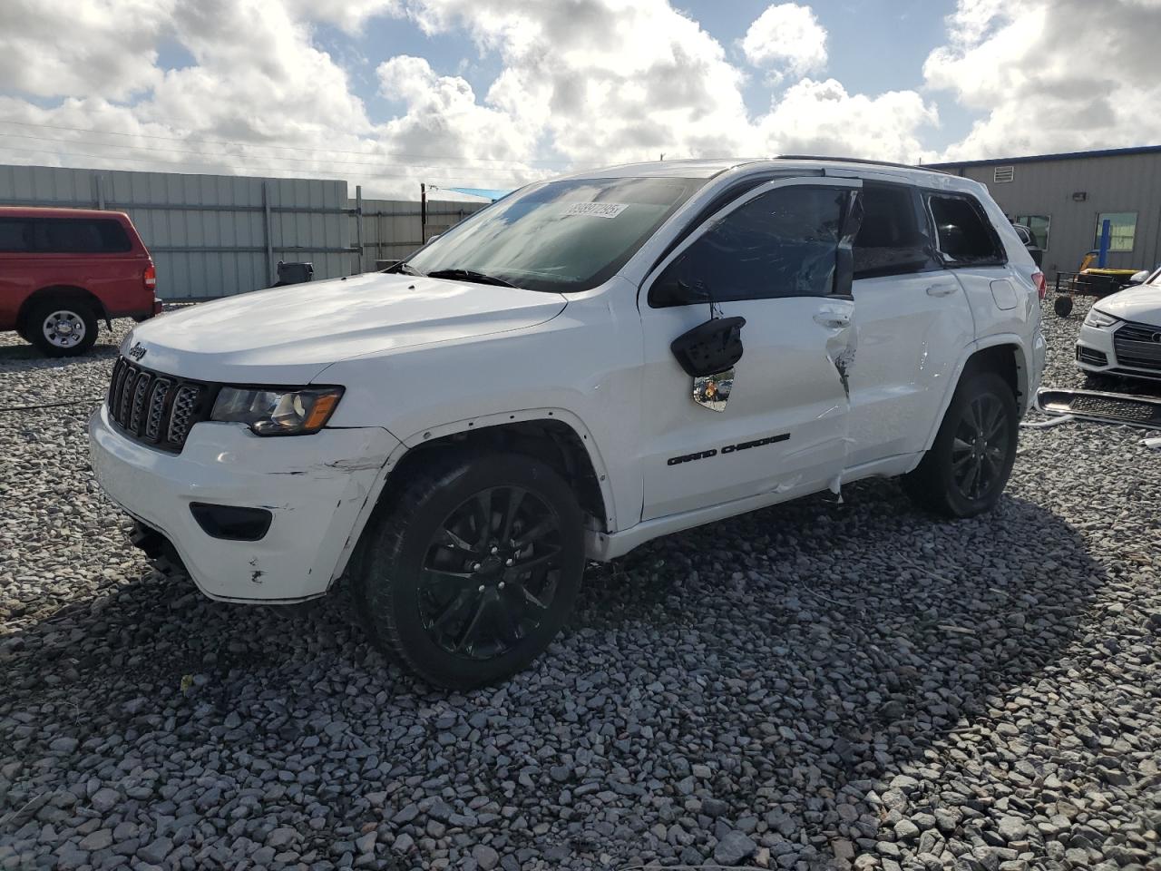 JEEP GRAND CHEROKEE LAREDO