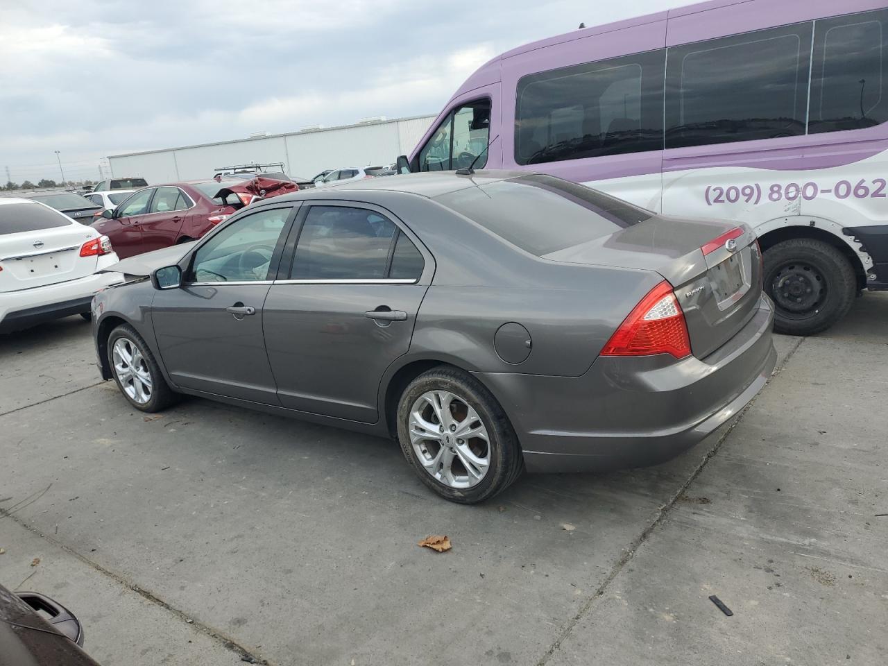 FORD FUSION SE