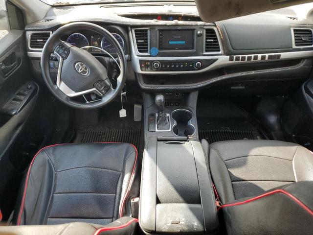 2019 TOYOTA HIGHLANDER LE 5TDBZRFH2KS963711