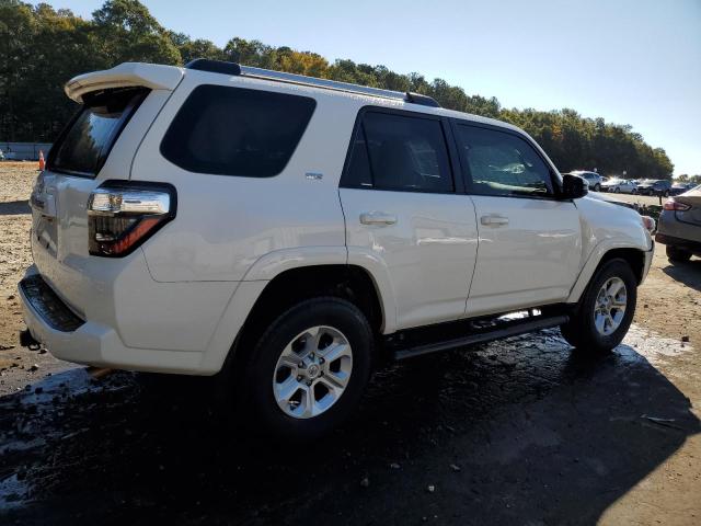 2019 TOYOTA 4RUNNER SR - JTEZU5JR8K5196227