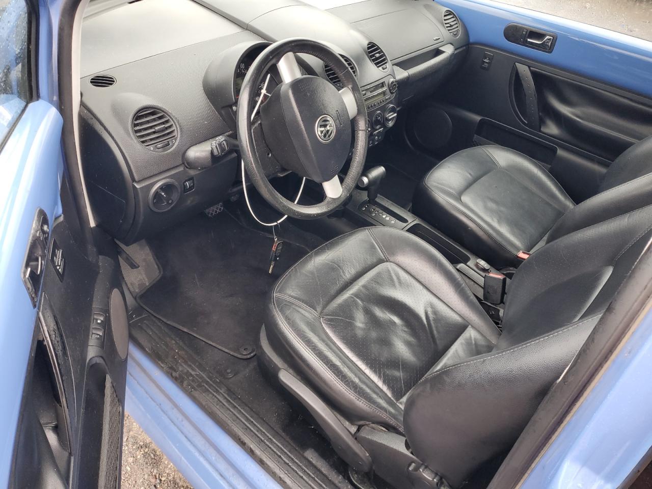 Lot #3283989807 2001 VOLKSWAGEN NEW BEETLE