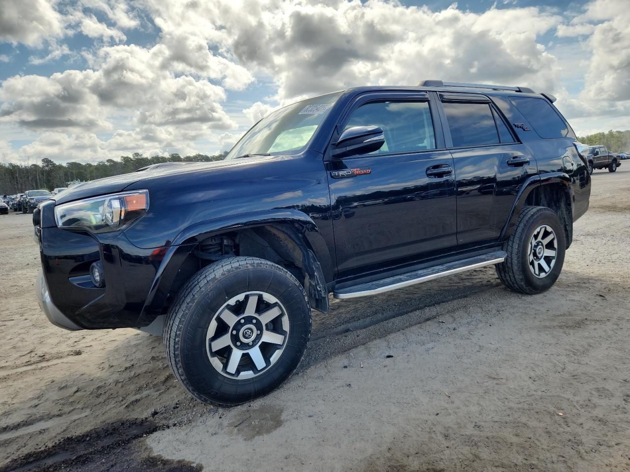 TOYOTA 4RUNNER SR5 PREMIUM