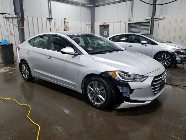 2018 HYUNDAI ELANTRA SE KMHD84LF9JU620854