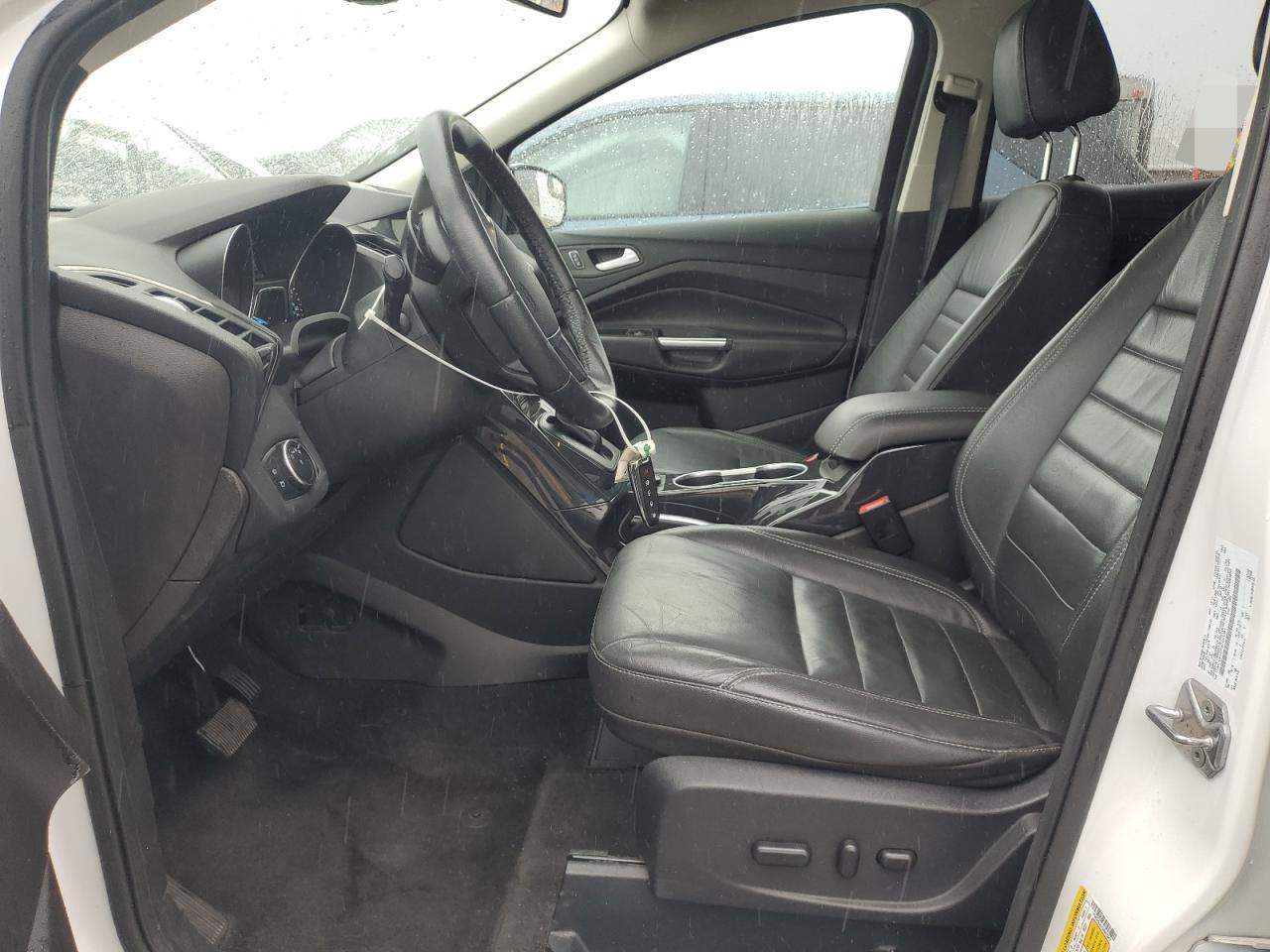 FORD ESCAPE TITANIUM