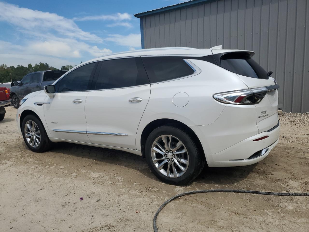 BUICK ENCLAVE AVENIR