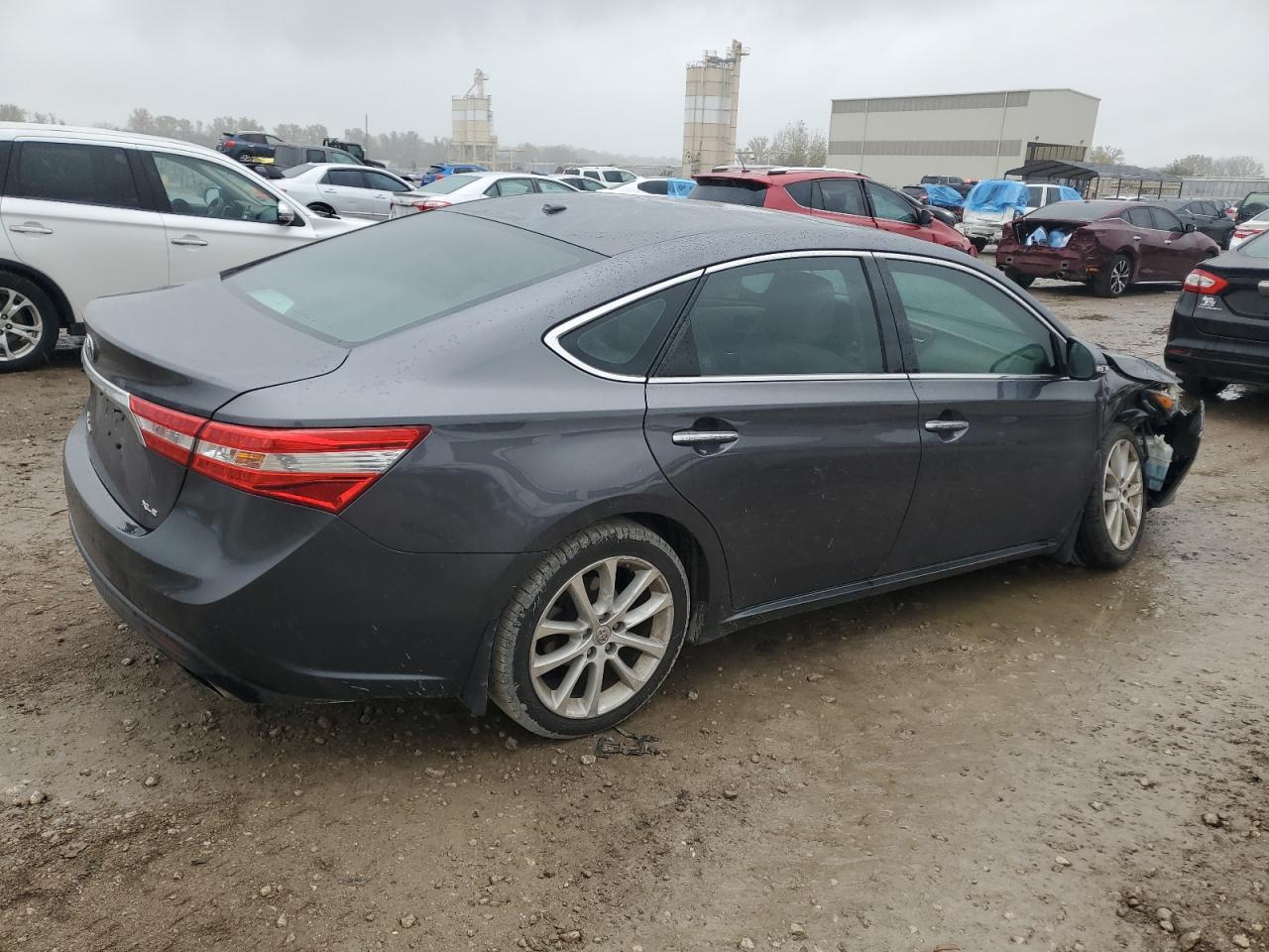 TOYOTA AVALON BASE