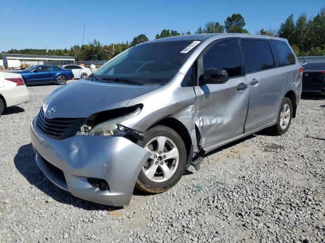 Global Auto Auctions: 2013 TOYOTA SIENNA