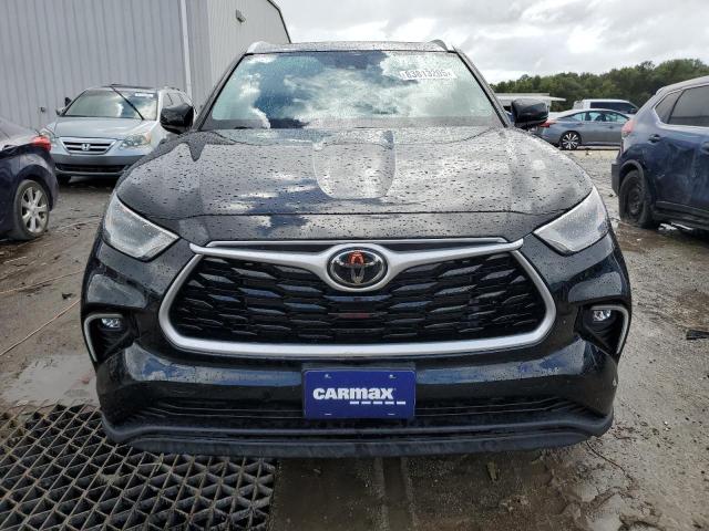 2022 TOYOTA HIGHLANDER XLE 5TDGZRBH6NS596117