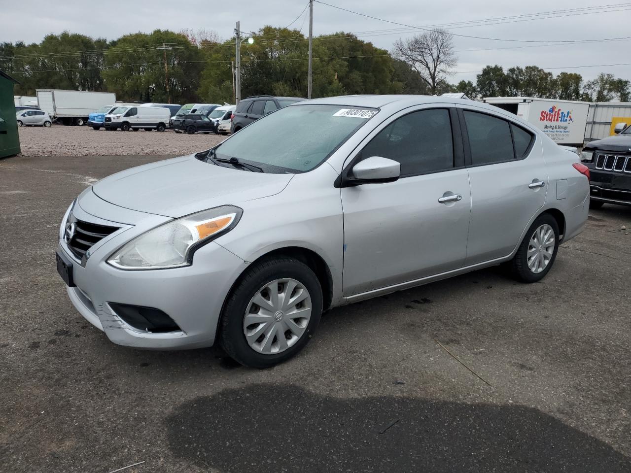 NISSAN VERSA S