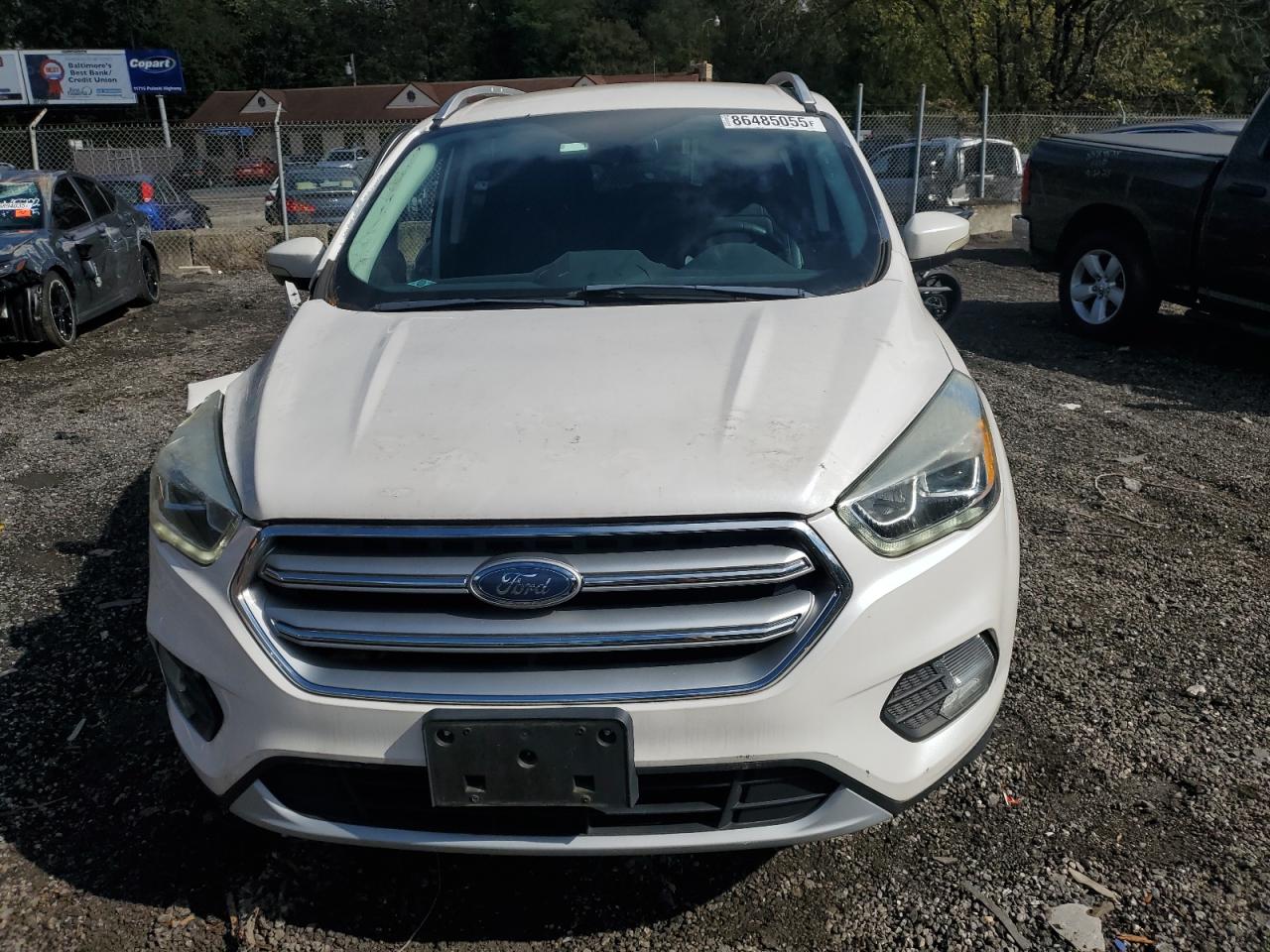FORD ESCAPE TITANIUM