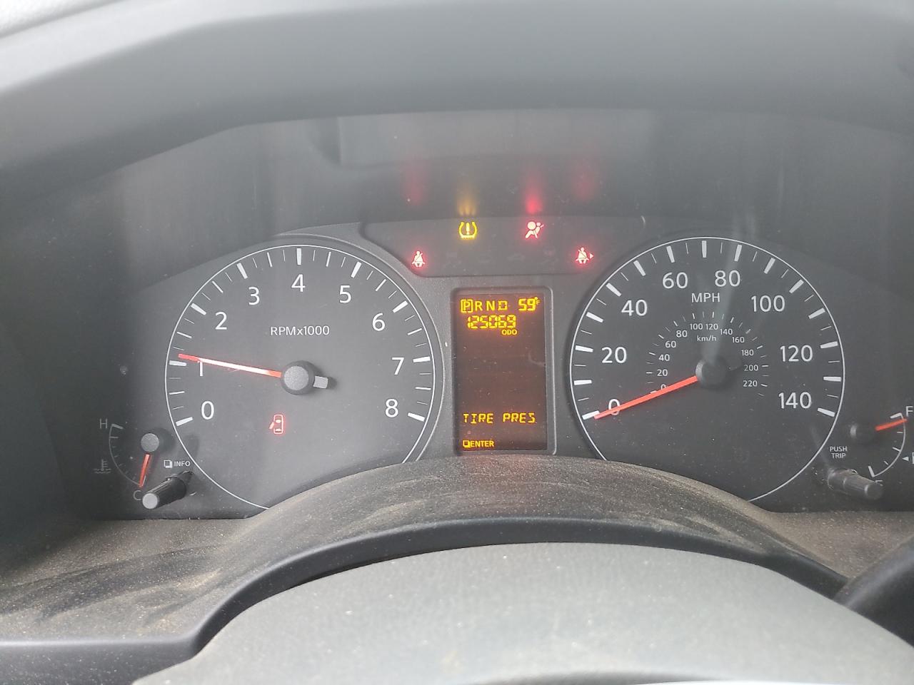 NISSAN NV2500 2500 S