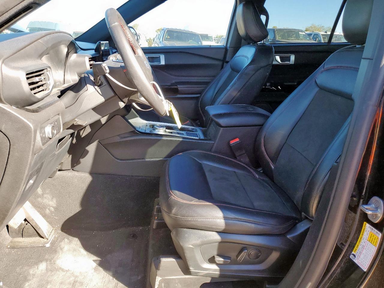 FORD EXPLORER ST-LINE