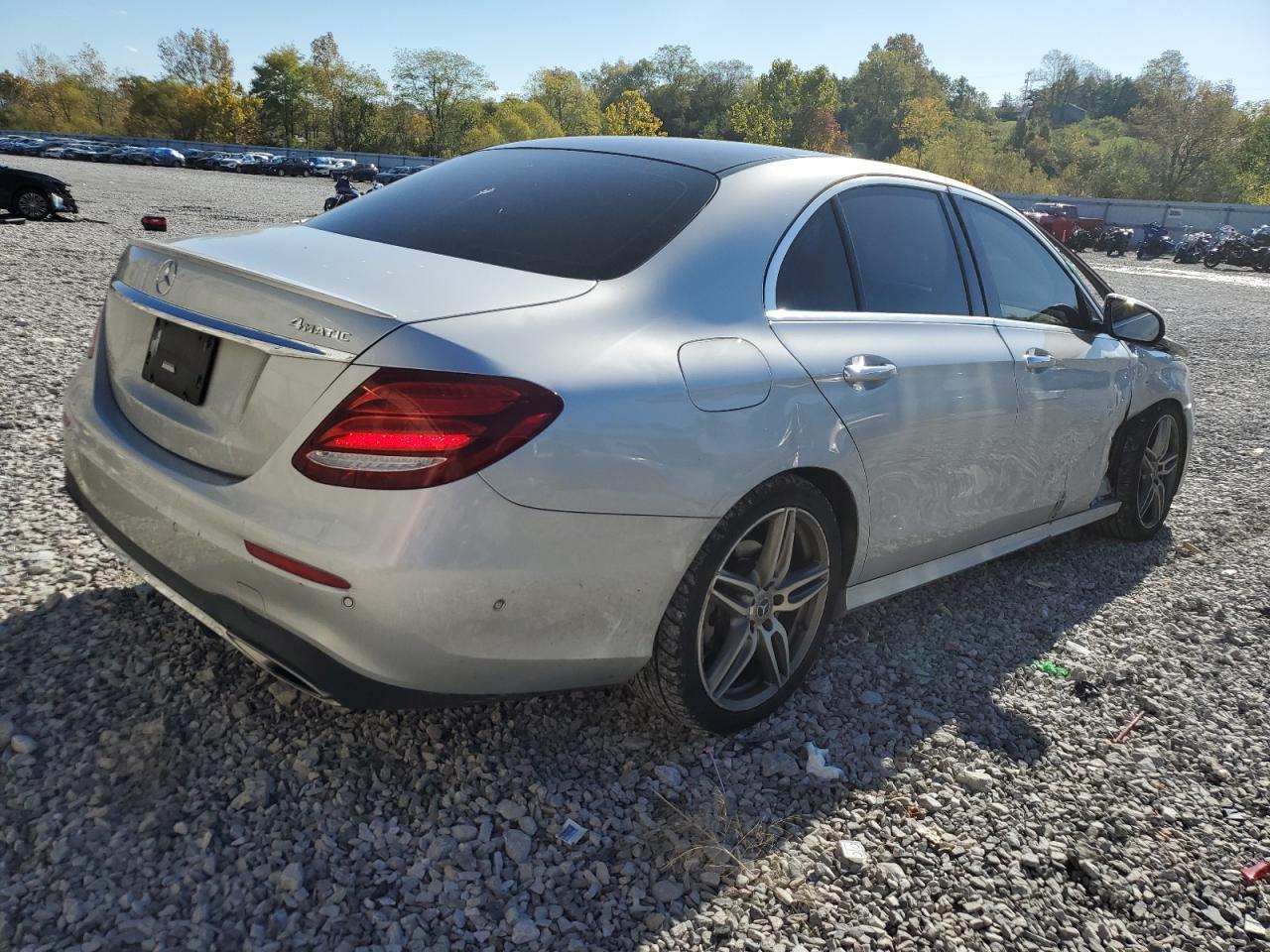 MERCEDES-BENZ E-CLASS 300 4MATIC