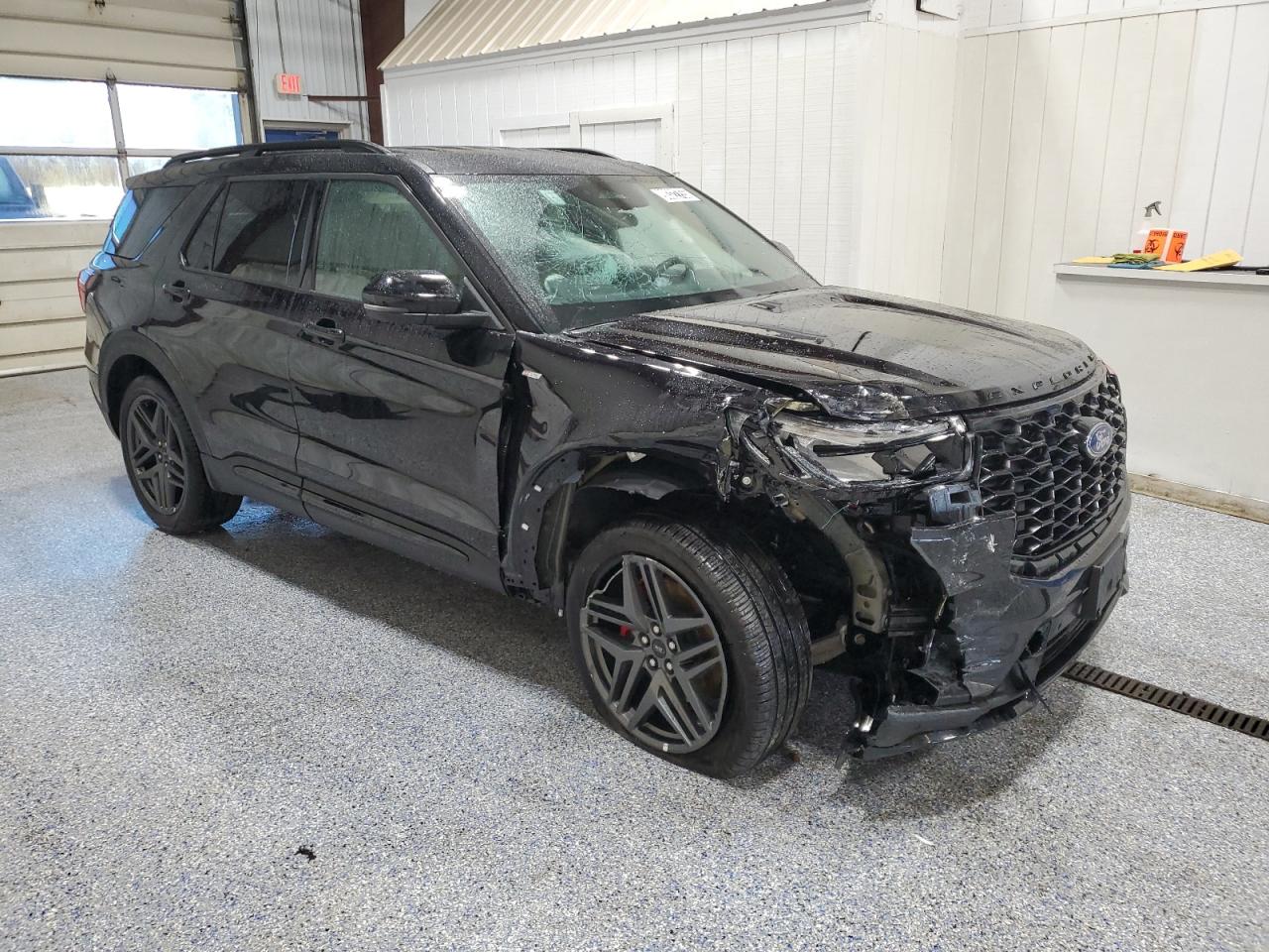 FORD EXPLORER ST-LINE