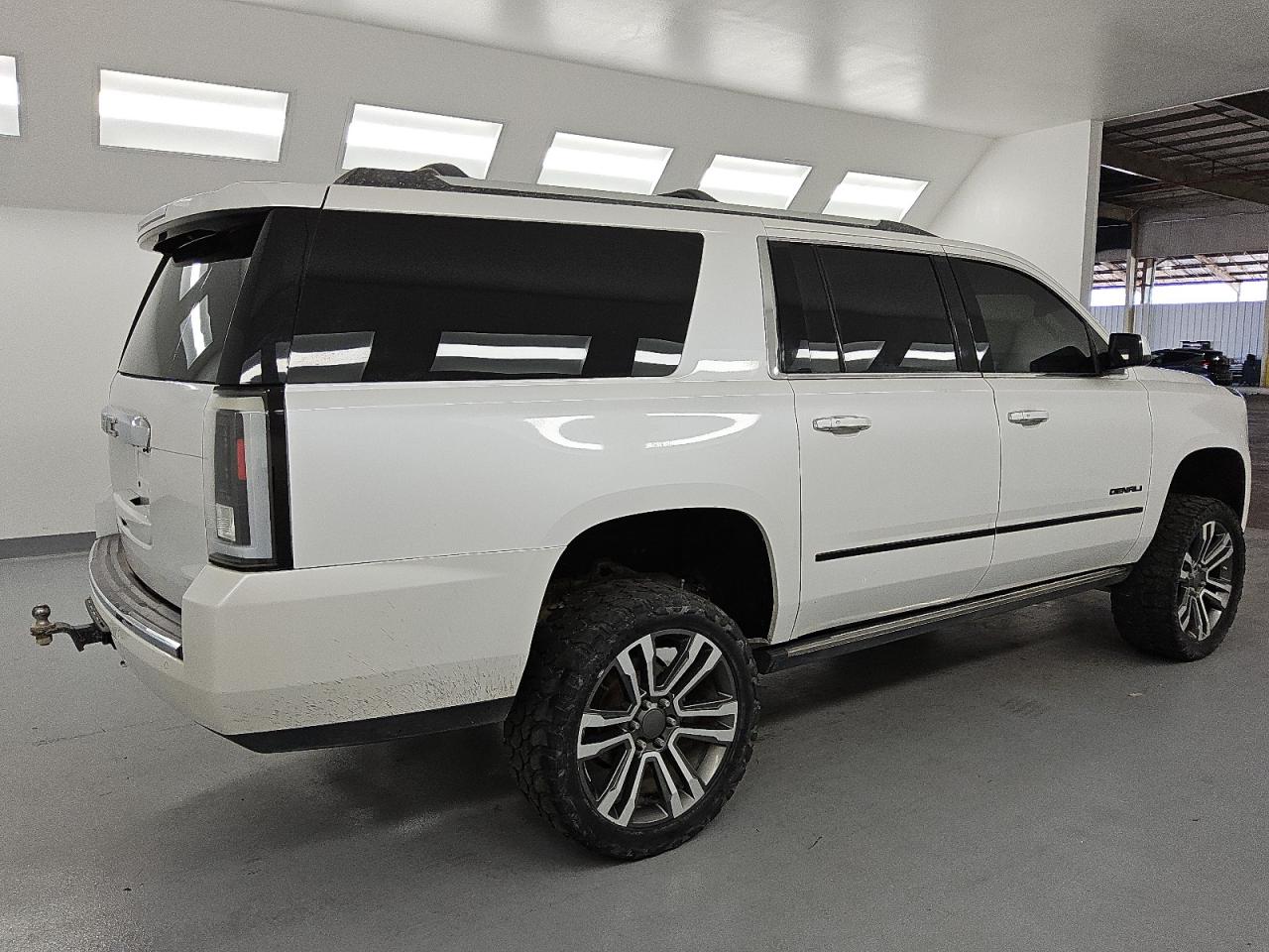 GMC YUKON DENALI