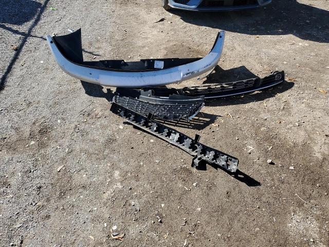 2011 CHRYSLER TOWN & COU - 2A4RR6DG0BR667161